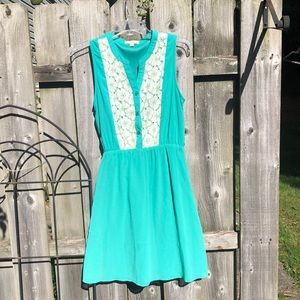 Sweet turquoise dress.